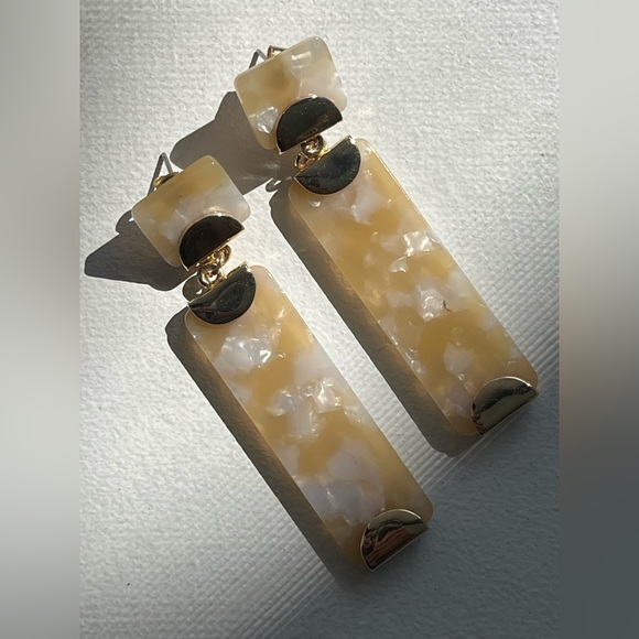 Club Monaco Yellow White Marble Earrings - Picture 2 of 5